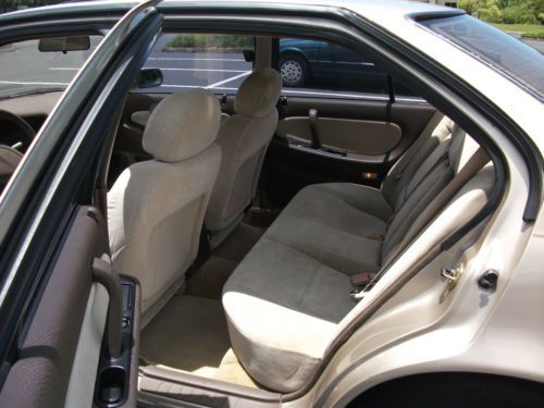 1991 Nissan Maxima GXE Sedan 4-Door 3.0L, US $2,450.00, image 15