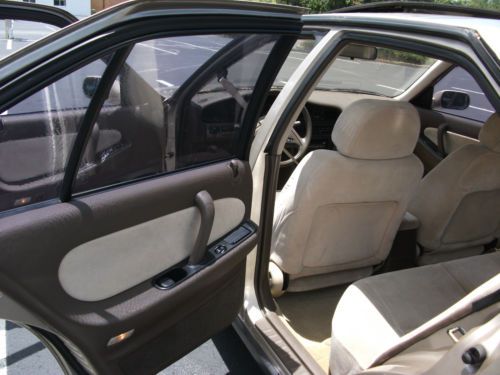 1991 Nissan Maxima GXE Sedan 4-Door 3.0L, US $2,450.00, image 24