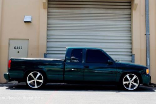 Extended cab, vortec, 5.0l 305 engine, non-smoker!!