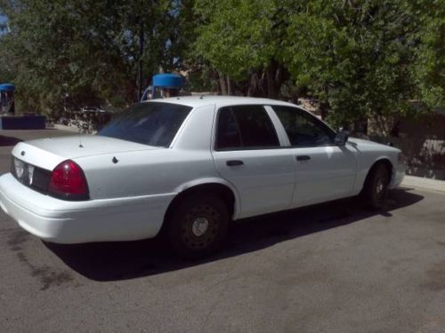 Ford crown victoria police interceptor 2005