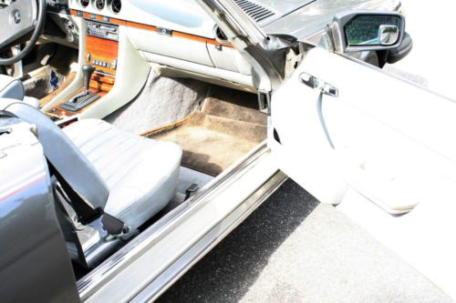 MERCEDES 1983 380 SL Convertible, image 15