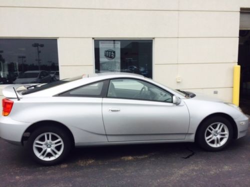 2001 toyota celica gt! automatic! clean! dealer maintained! no accidents!