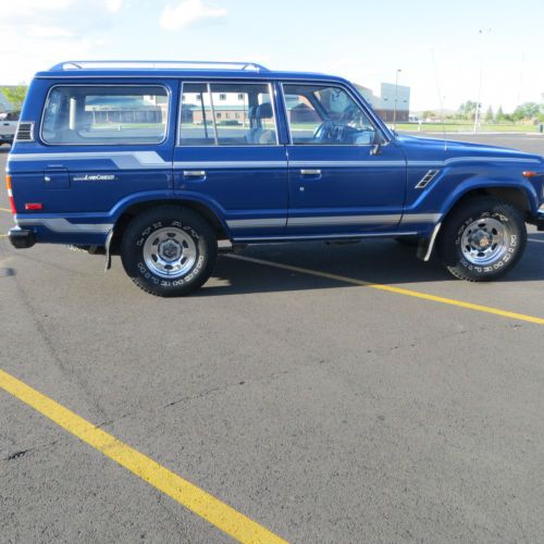 Very low mileage, pampered, single family owned, 1986 land cruiser fj60