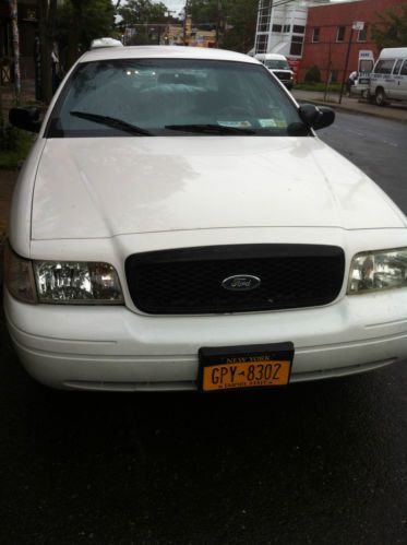 2001 ford crown victoria police interceptor sedan 4-door 4.6l