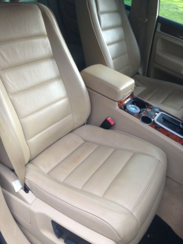 2007 Volkswagen Touareg Base Sport Utility 4-Door 3.6L, image 12