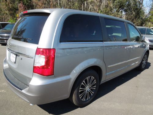 2014 Chrysler Town & Country S, US $32,890.00, image 5