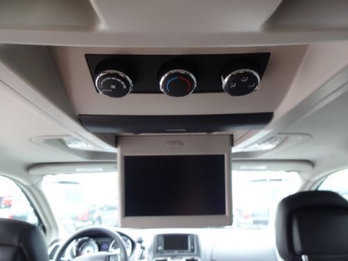 2014 chrysler town & country touring-l