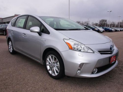 2014 toyota prius v five