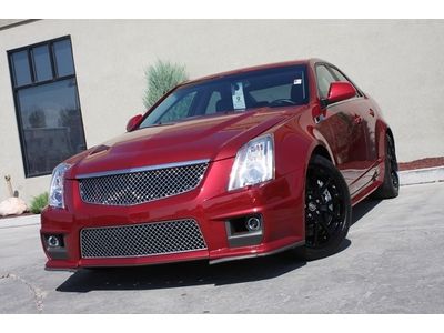 11 cadillac cts-v 6speed 556hp 6.2l v8 13k miles sunroof nav heated seats