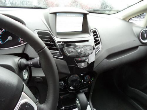 2014 ford fiesta se