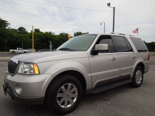 2004 lincoln navigator luxury