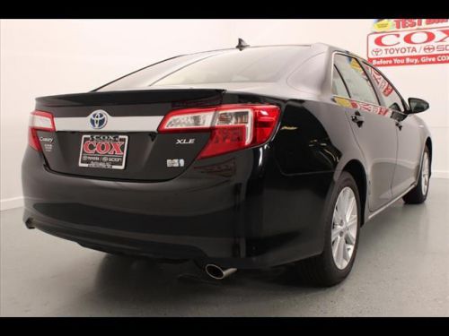 2014 toyota camry hybrid xle