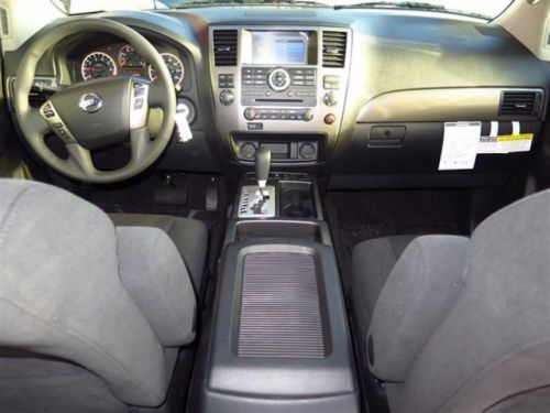 2014 nissan armada sv