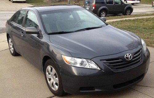 2009 toyota camry le sedan 4-door 2.4l