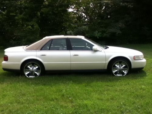 1999 cadillac seville sls sedan 4-door 4.6l