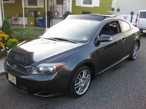 2006 scion tc base coupe 2-door 2.4l