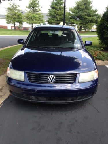 2000 volkswagen passat v6 4 door low reserve great condition