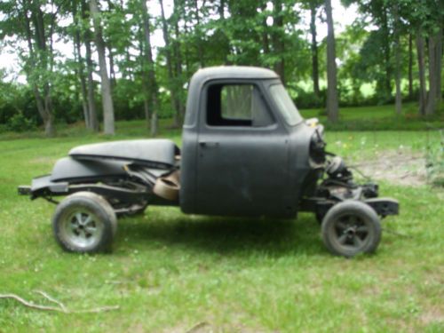 1954 ford f100 project (does not run) with parts