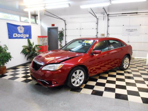 2012 chrysler 200 touring 38k miles! no reserve salvage repairable damaged