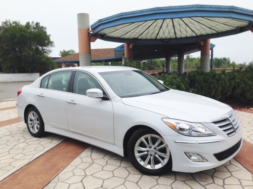 2013 hyundai genesis 5-day no reserve clean rebuilt title runs &amp; drives perfect!