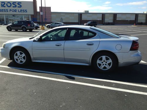 2004 pontiac grand prix gt1 sedan 4-door 3.8l