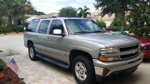 2005 chevy suburban 1500, 25k miles!! new tires, lt, loaded!!