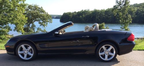 2005 Mercedes-Benz SL500 Base Convertible 2-Door 5.0L, image 9