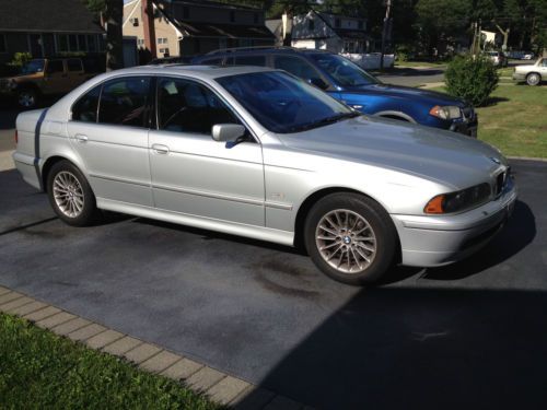 Bmw 540i 2001 sedan excellent condition