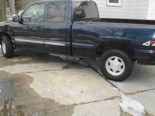 2004 GMC SIERRA 4X4 NO RESERVE, image 4