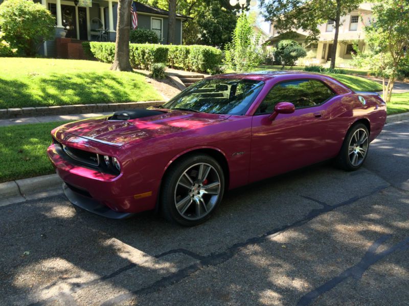 2010 dodge challenger srt-8 furious fuchsia