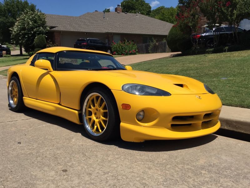 2001 dodge viper