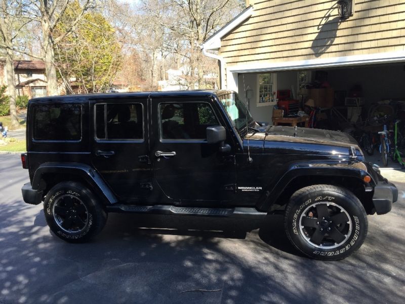 2012 jeep wrangler sahara altitude