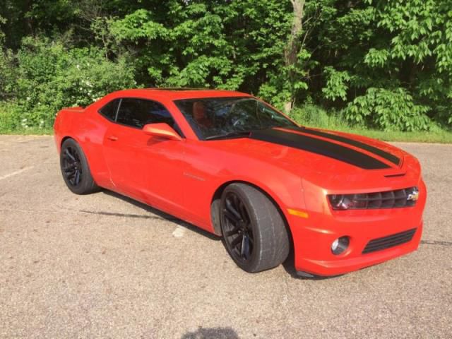 Chevrolet: camaro ss