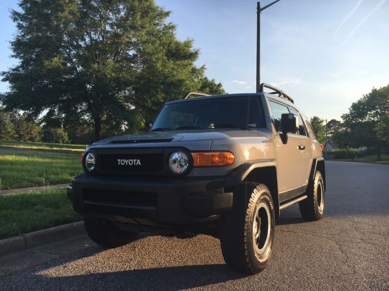 2013 toyota fj cruiser