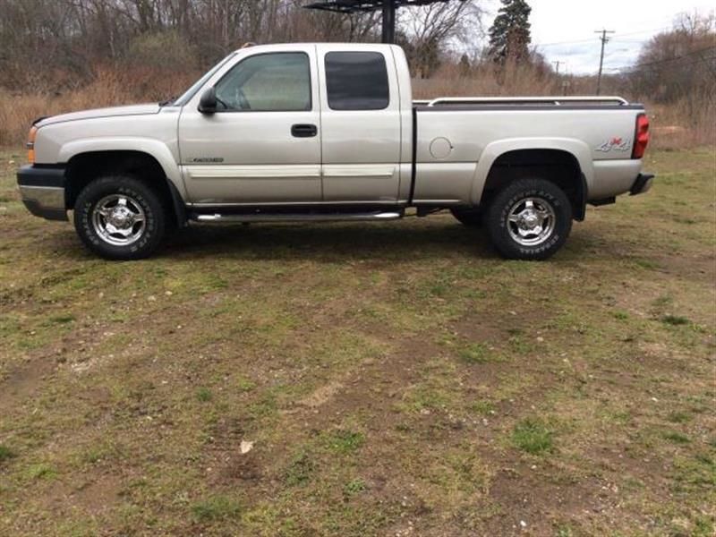 2004 chevrolet silverado 2500