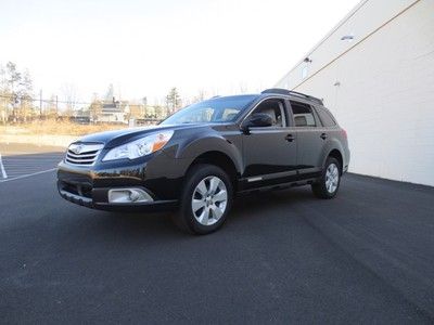 2011 subaru outback 2.5i premium package awd &lt;no reserve&gt; clean carfax gas saver