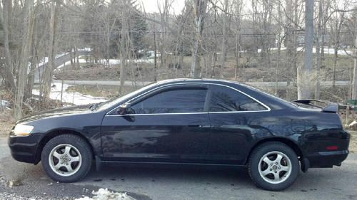 Black 2 door honda accord coupe