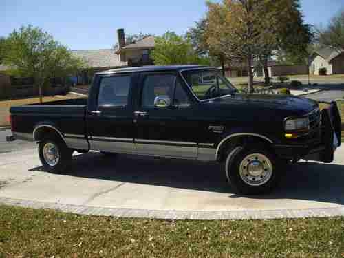 1997 Ford F-250 XL Crew Cab Pickup 4-Door 7.3L, image 3
