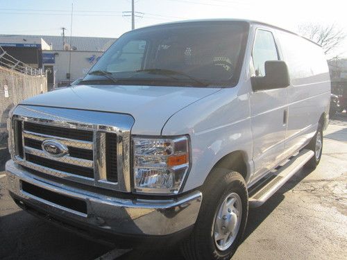 2012 ford e-250 base standard cargo van 3-door 4.6l