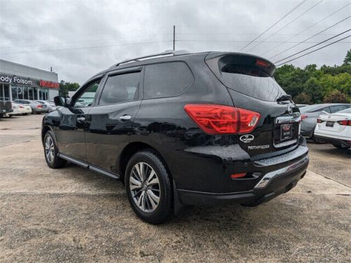 2020 nissan pathfinder sl