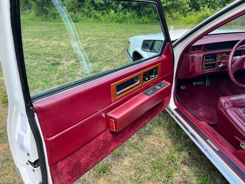 1989 Cadillac Fleetwood, US $15,250.00, image 3