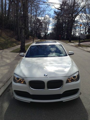 2011 bmw 750 m package