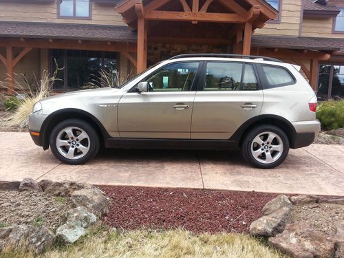 2007 bmw x3 3.0si sport utility 4-door one owner, low miles, 6speed manual