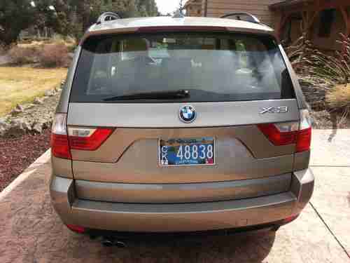 2007 BMW X3 3.0si Sport Utility 4-Door One Owner, Low miles, 6speed Manual, image 11