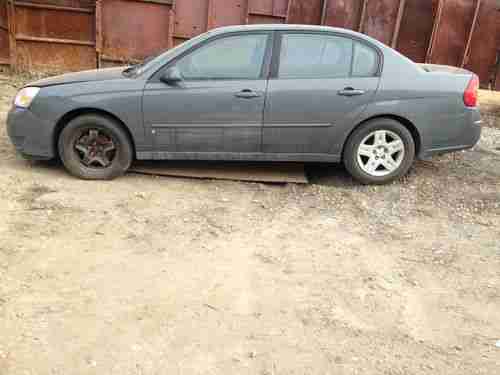 2007 Chevr  Malibu  4dr. Hurricane Sandy flood car. Looks great, clean title., image 5
