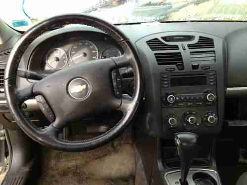 2007 Chevr  Malibu  4dr. Hurricane Sandy flood car. Looks great, clean title., image 9