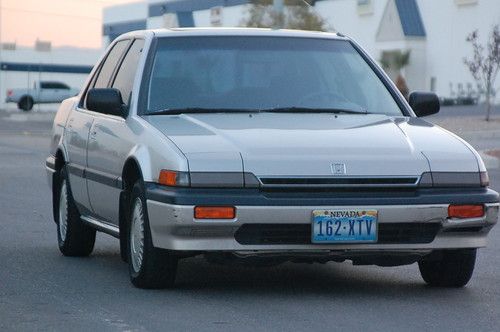 1986 honda accord lxi automatic 57k original miles,carfax...check it out!
