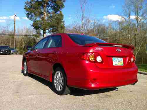 2010 Toyota Corolla, Sports Ed. - 35,000 miles, excellent condition, image 3