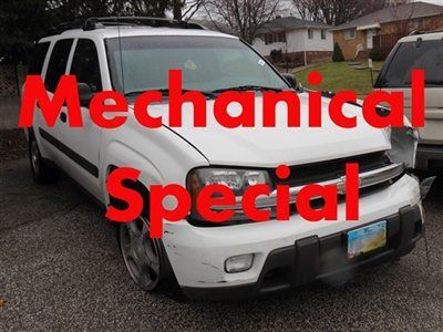 2005(05)trailblazer ext 3rd row auto 4wd needs bodywork easy fix  $2695