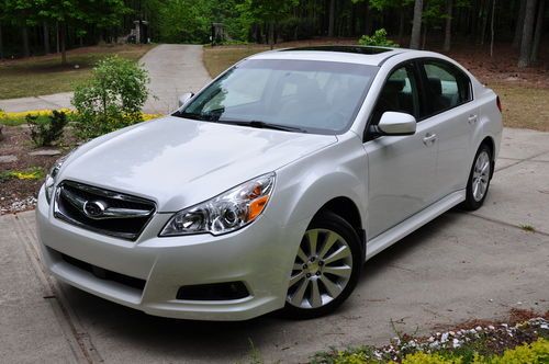 2011 subaru legacy limited - low miles - like new!!